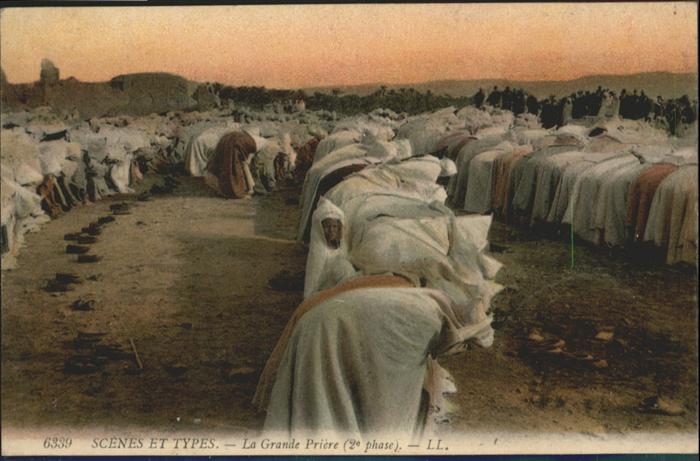 Tunis Scenes et Types Grande Priere