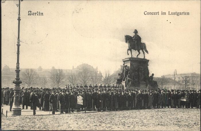 BERLIN  CITY Lustgarten