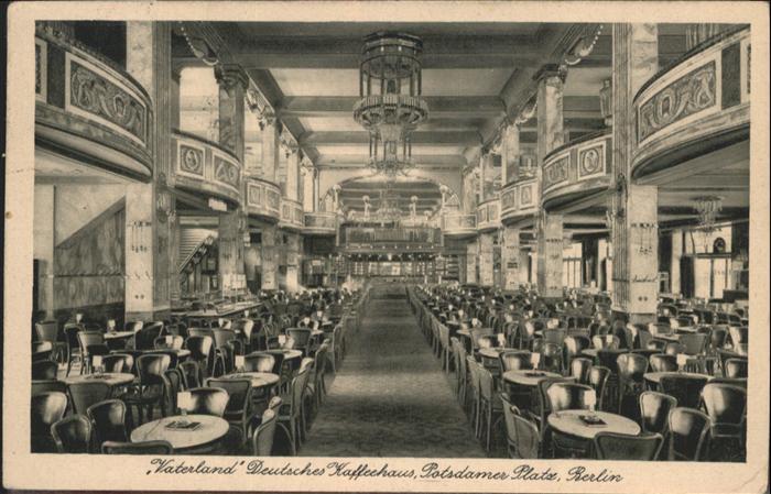 BERLIN CITY Vaterland Kaffeehaus