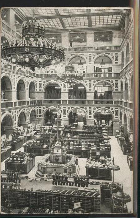 BERLIN  CITY Leipziger Strasse Brunnen Lichthof