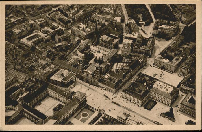 Muenchen Bayern Flugaufnahme Odeonsplatz