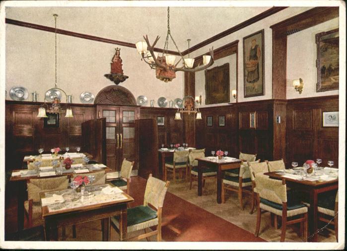 Muenchen Bayern Schwarzwaelders Naturweinhaus am Dom