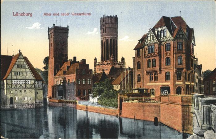 LueNEBURG  CITY Alter und Neuer Wasserturm
