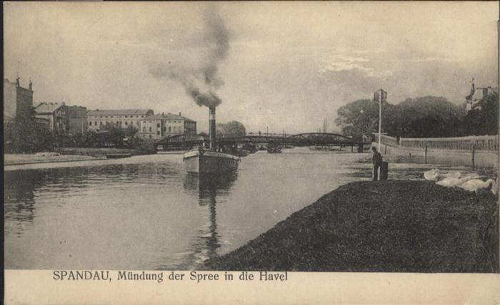 Spandau Mündung der Spree Schiff Brücke