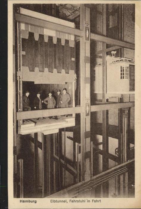 HAMBURG  CITY Elbtunnel Fahrstuhl