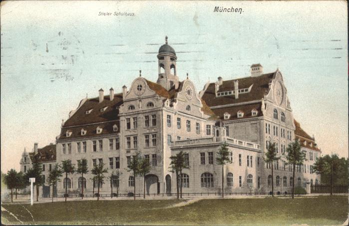 Muenchen Stieler Schulhaus