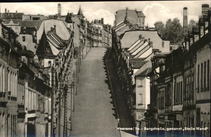 Meerane Bergstraße
Steife Wand