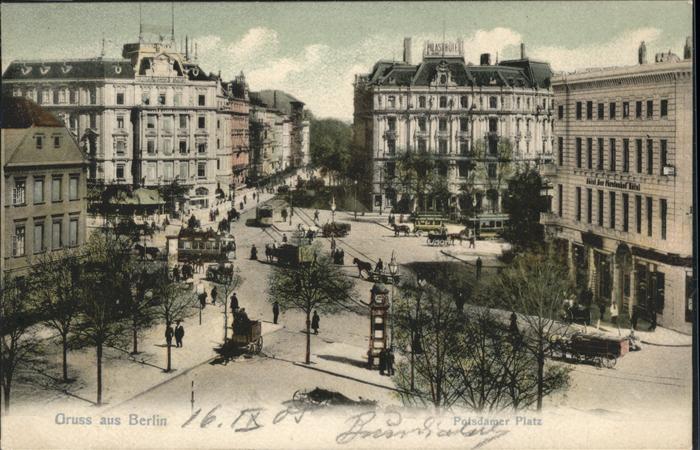 BERLIN  CITY Potsdamer Platz Kutsche Strassenbahn