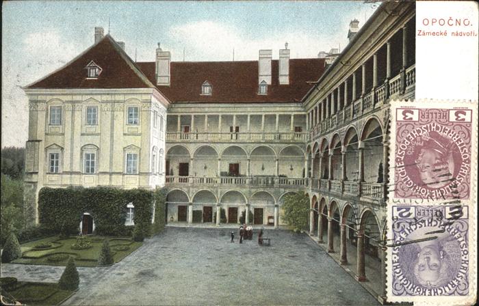 Opocno Zamecke nadvori