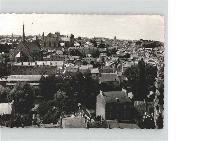 Poitiers 86 Gesamtansicht