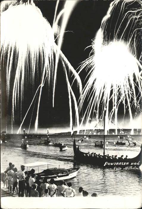 Punat Krk Hafen
Feurwerk