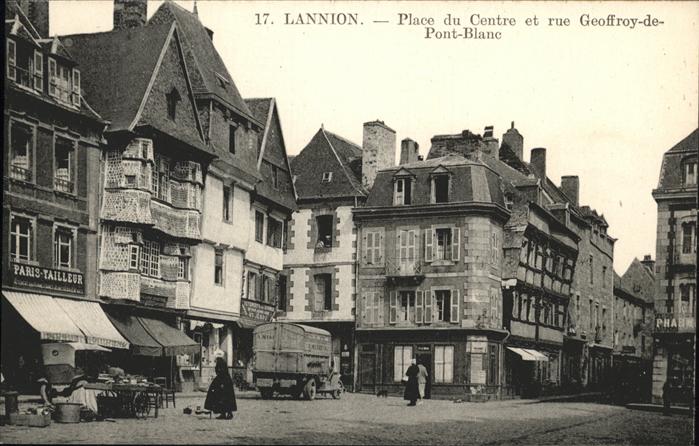 Lannion Place du Centre
Rue Geoffroy-de-Pont-B