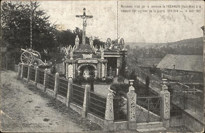 Froeningen Monument erige
