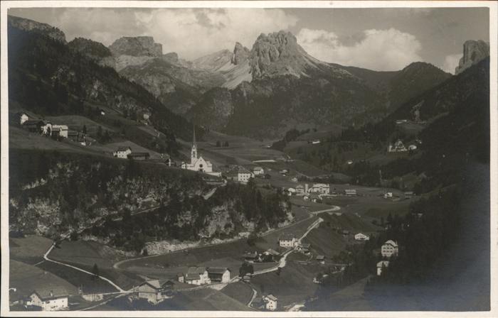 Dolomiti Cristino verso Pizzes na Cir
