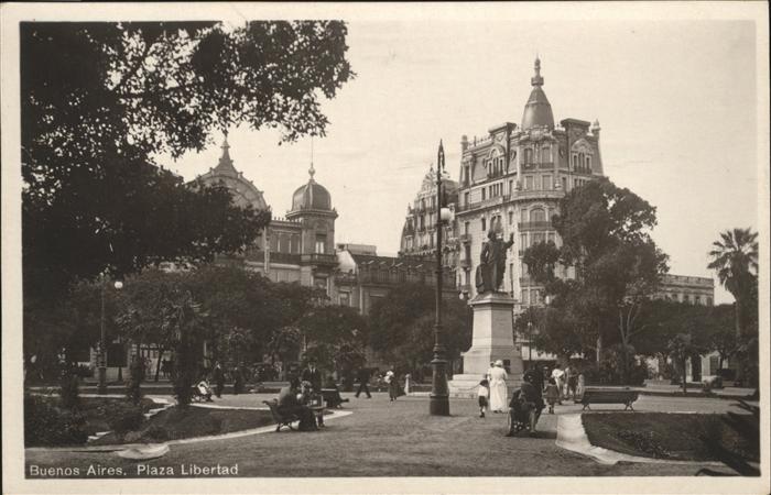 Buenos Aires plaza Libertad