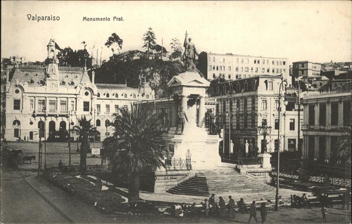 Valparaiso Chile Monumento Prat