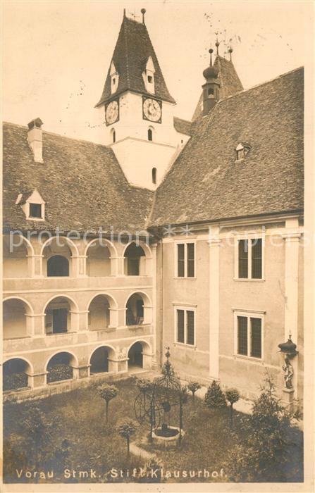 Vorau Chorherrenstift Klausurhof