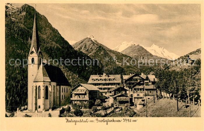 Heiligenblut Kaernten mit Kirche und Grossglockner
