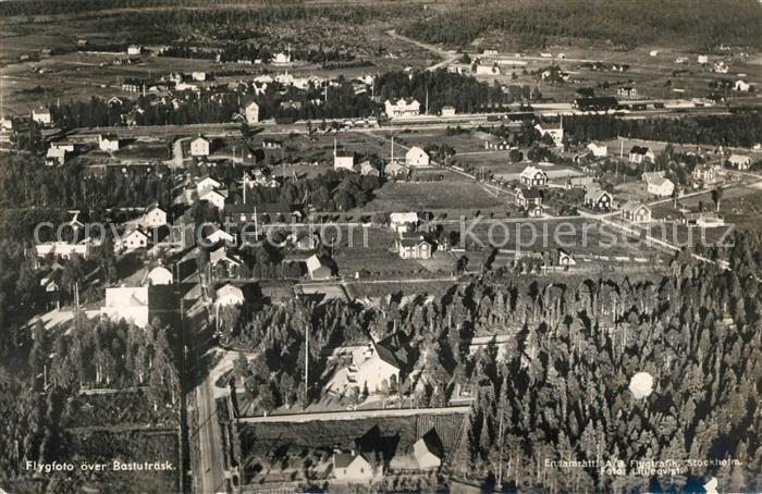 Bastutraesk Fliegeraufnahme