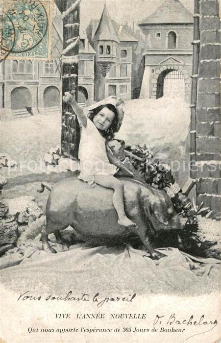 Neujahr Kind Schwein