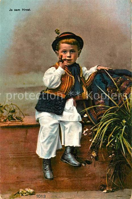 Kinder Child Enfants Pfeife Tracht Kroatien