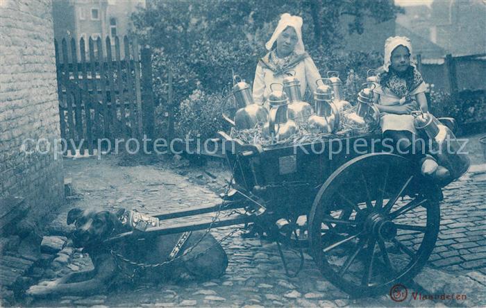 Hundekarren Vlaanderen Milchwagen Milchverkaeuferin