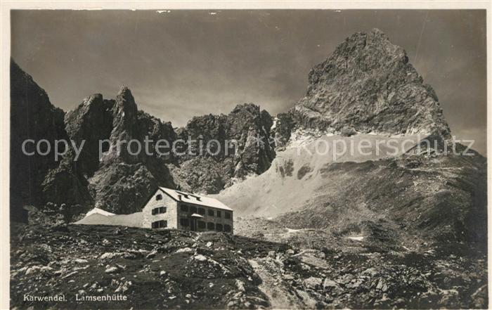 Karwendel Lamsenhuette mit Lamsenspitze