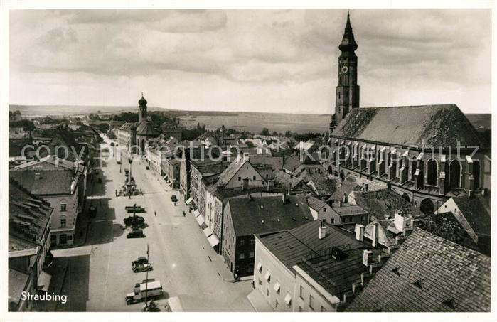 Straubing Stadtbild mit Stiftskirche St Jakob