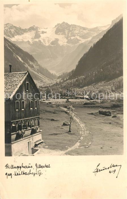 Mayrhofen Zillertal Holzhaus gegen Keilbachspitze