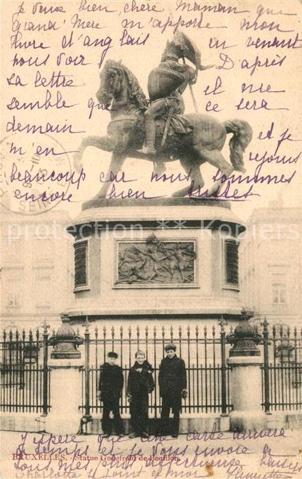 Bruessel Bruxelles Statue Gotefroid de Bouillon