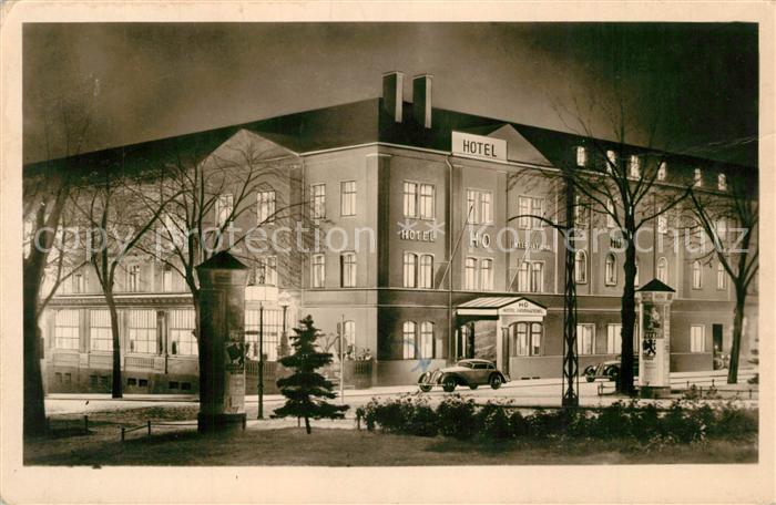 Weimar Thueringen HO Gaststaette Hotel International Nachtaufnahme