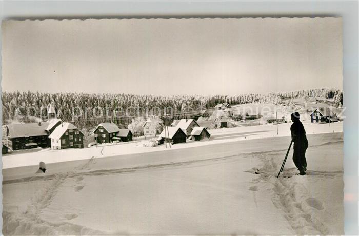 Kniebis Freudenstadt Winterlandschaft Skifahrer Kurort im Schwarzwald