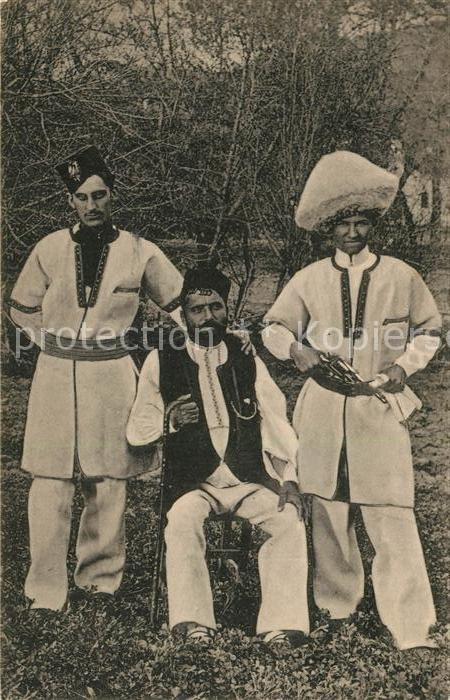 Typen Serbien Trachten