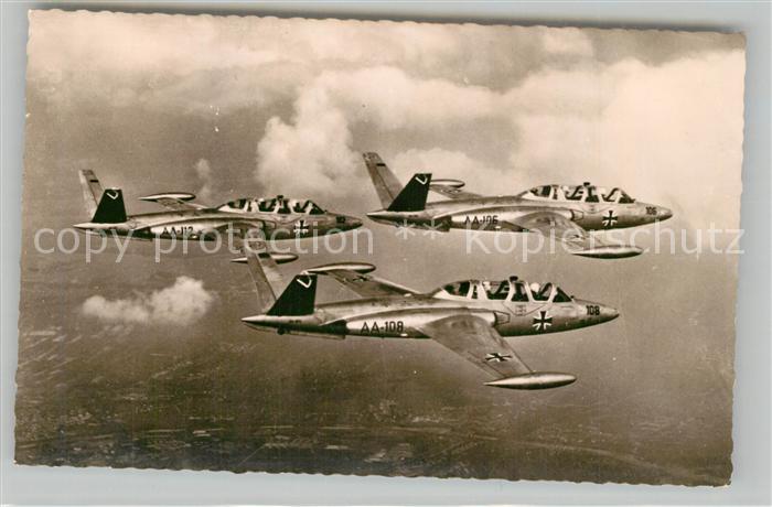 Flugzeuge Militaria Duesentrainer Fourga-Magister Deutsche Bundeswehr