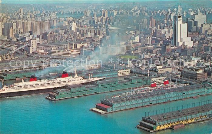 Dampfer Oceanliner United States France New York City Piers Aerial View