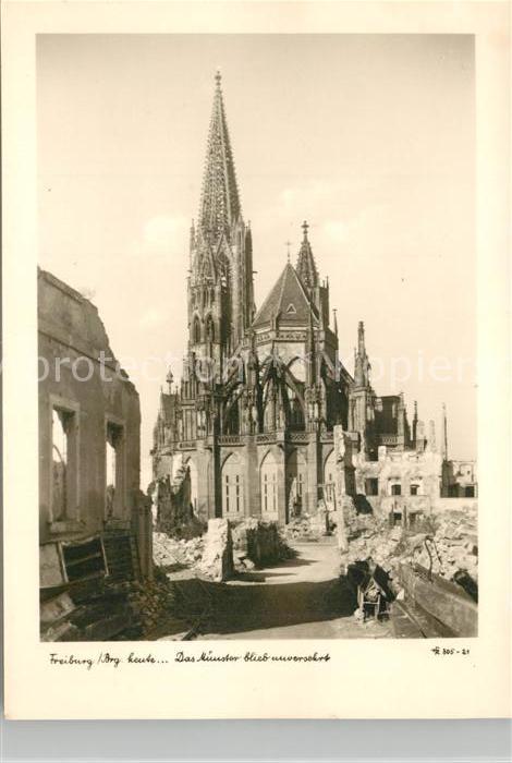Freiburg Breisgau Unversehrtes Muenster nach Fliegerangriff