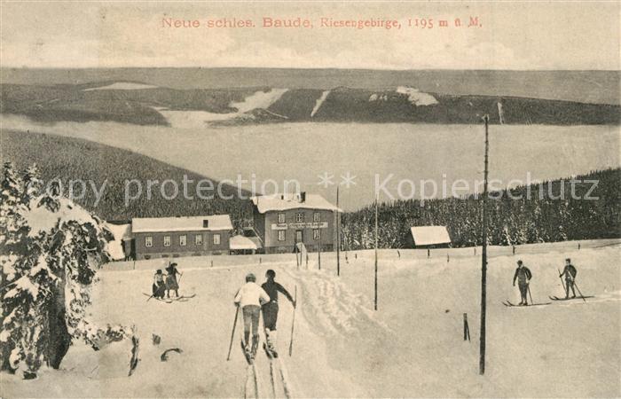 Neue Schlesische Baude Winterlandschaft Skifahrer