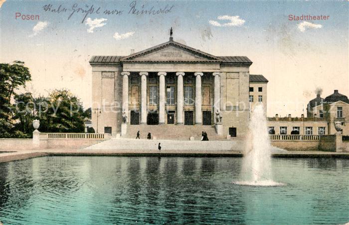 Posen Poznan Stadttheater mit Fontaene