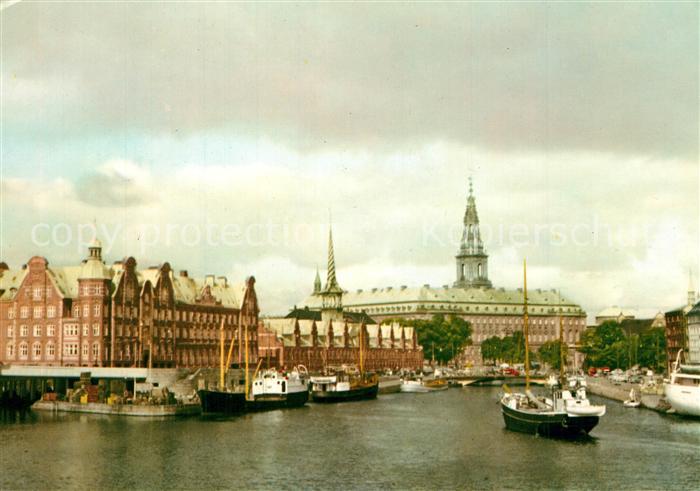 Kopenhagen Borsen og Christiansborg Slot