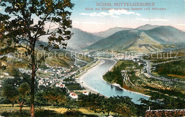 Salesel Tschechien Panorama Blick ins Elbetal zwischen Salesel und Sebusein Boeh