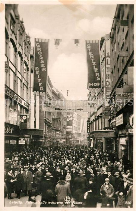 LEIPZIG Sachsen Petersstrasse waehrend der Messe