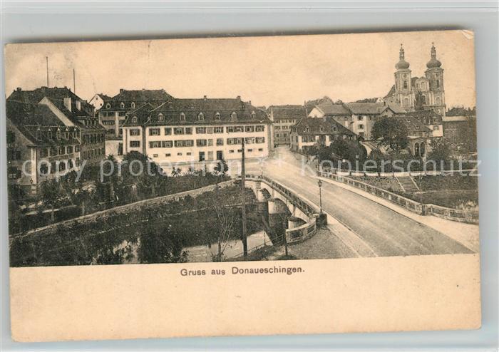 Donaueschingen Donaubruecke Blick zur Kirche