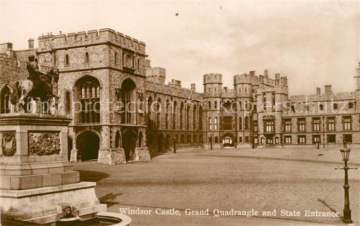 Windsor Berkshire Castle Quadrangle State Entrance