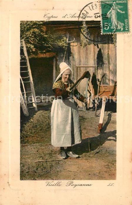 Trachten Frankreich Auvergne Handspindel
