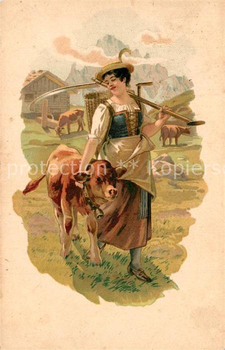 Kuehe Frau Sense Landwirtschaft