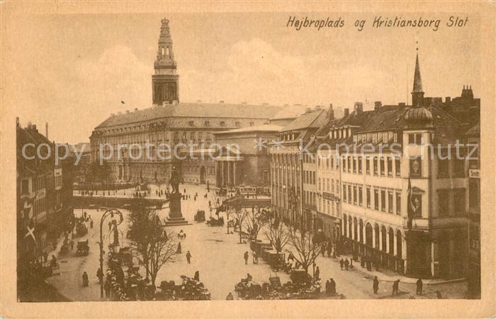Kobenhavn Kistiansborg Slot Hoejbroplads