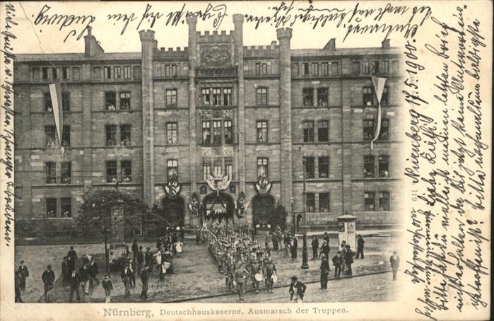 Nuernberg Deutschhauskaserne Ausmarsch der Truppe