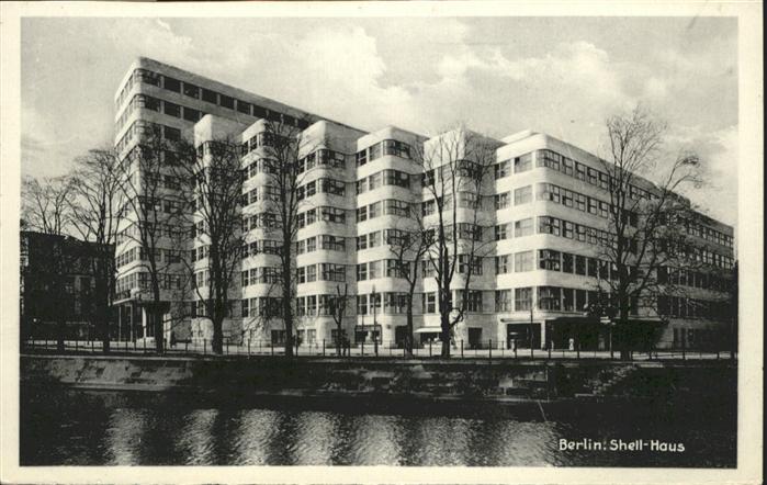 BERLIN  CITY Shell Haus