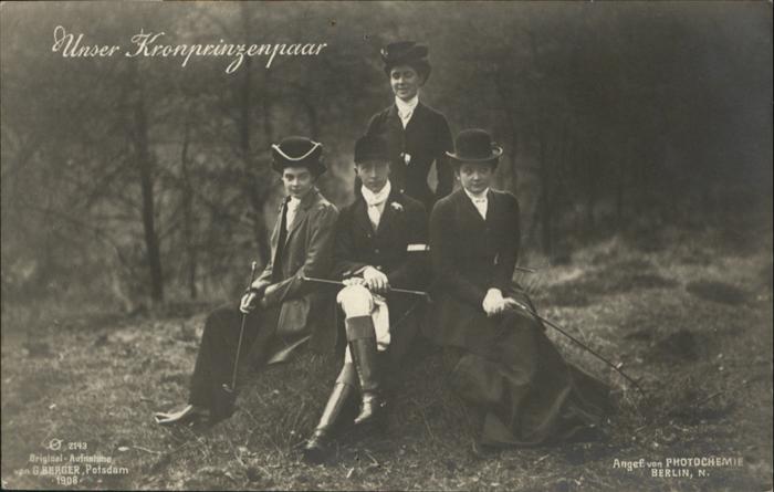 Adel Kronprinz Paar Reiter