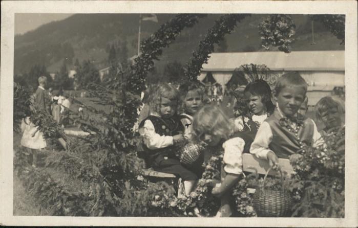 OBERSTDORF Bayern Trachtenkinder